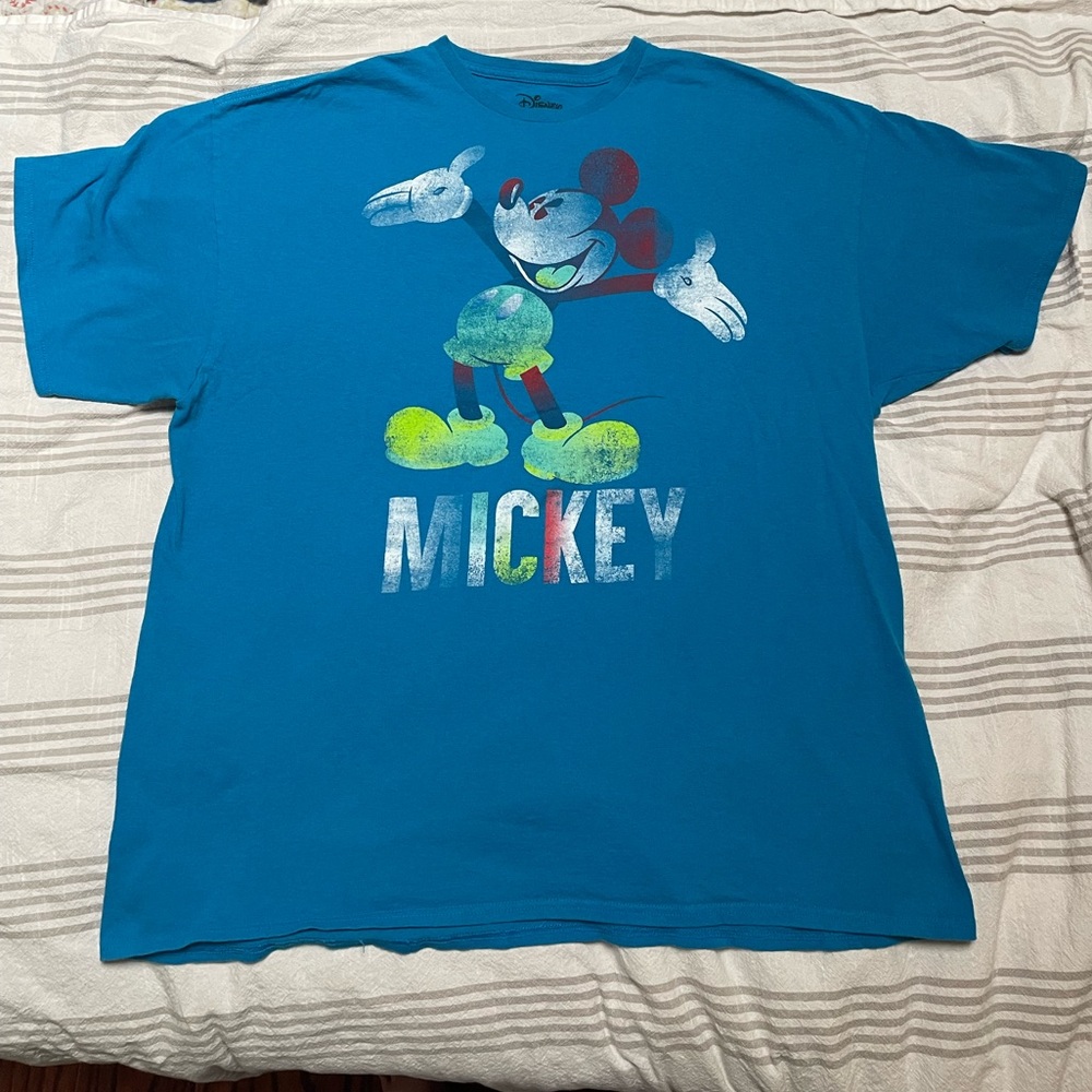 Mickey Mouse Disney 2XL gently lived  collectible T-Shirt